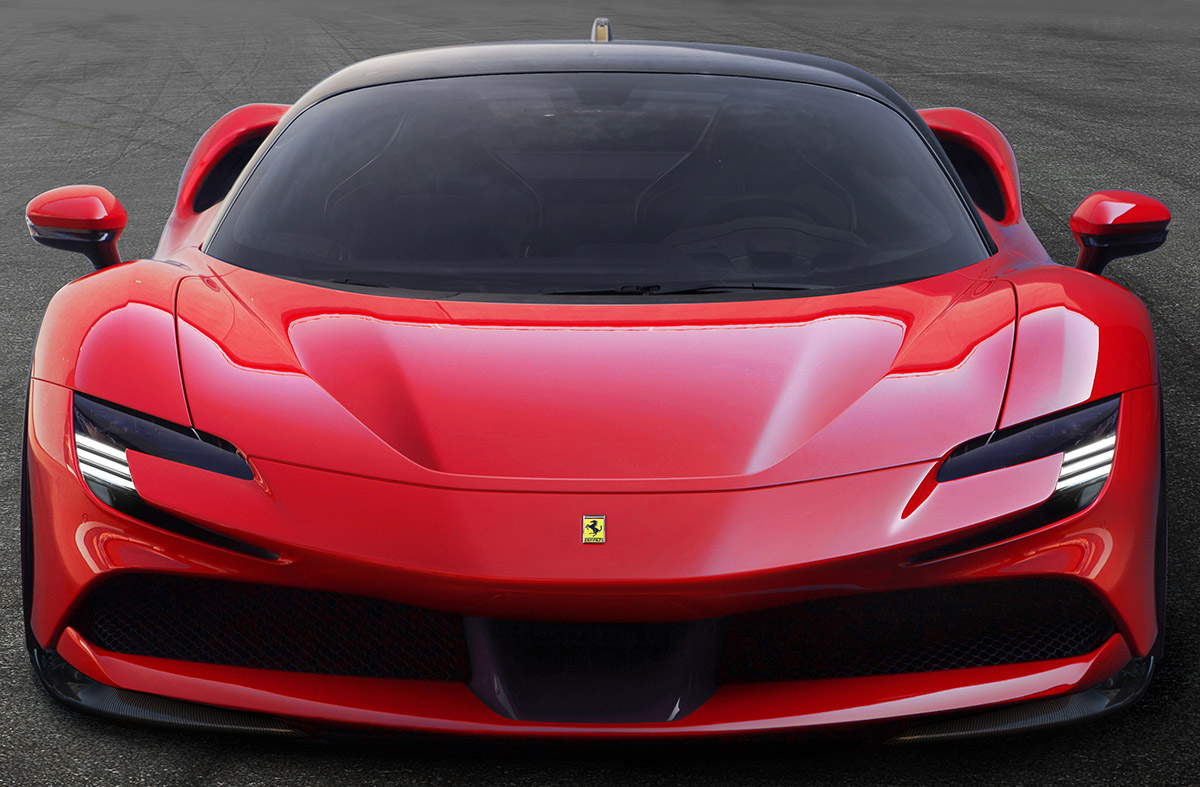 Ferrari SF90 Stradale frontal © FCE Media
