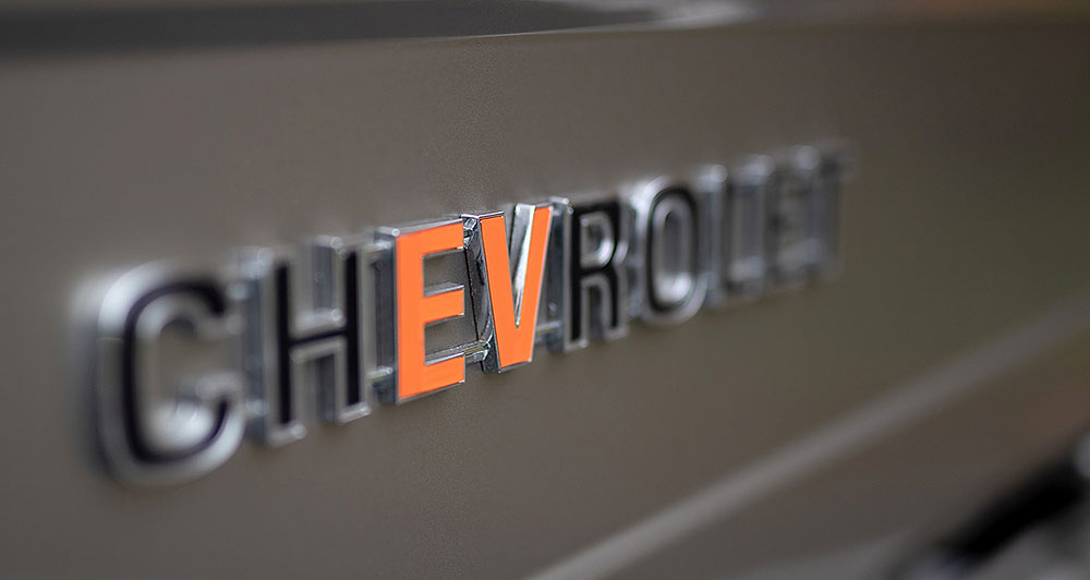 GM E-Nachrüstsatz: Statt für "Enormen Verbrauch" steht das EV in Chevrolet künftig für "Electric Vehicle". Foto: Chevrolet