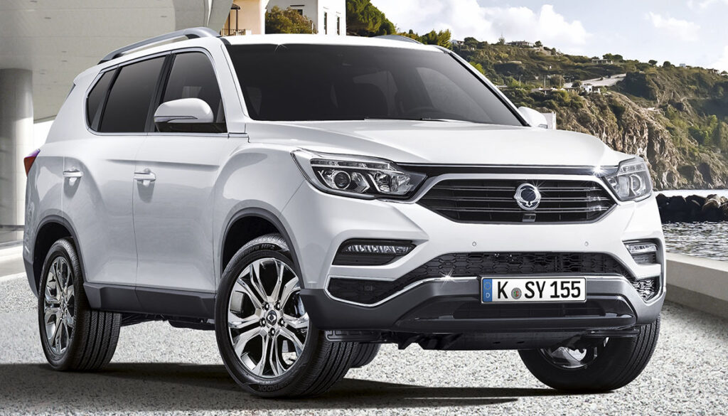 SsangYong_Motors_Rexton_Noblesse_Front.jpg