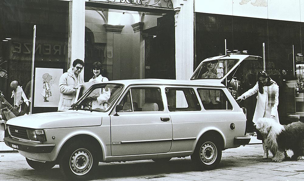 Im November 1980 wurde die Kombiversion 127 Panorama eingeführt, die vom brasilianischen Fiat 147 abgeleitet wurde und die Nachfolge des ausgelaufenen Modells 128 Panorama antreten sollte.