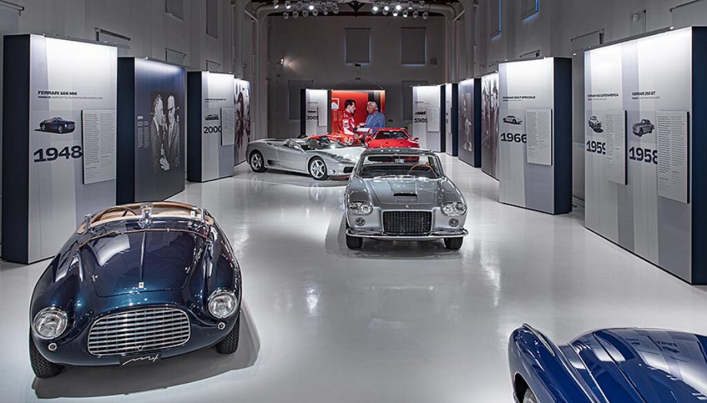 Ausstellung: Gianni Agnelli and Ferrari. The Eleganze of the Legend.