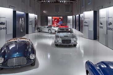 Ausstellung: Gianni Agnelli and Ferrari. The Eleganze of the Legend.