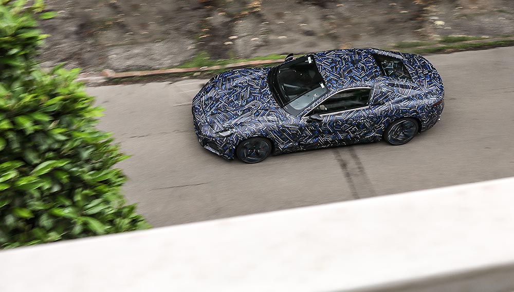 Der Prototyp des neuen Maserati GranTurismo ist nun auch auf den Strassen von Modena unterwegs.