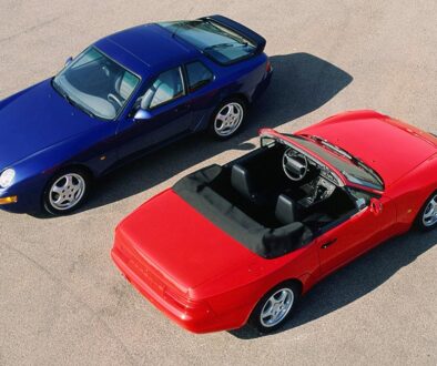 Den 968 hat Porsche als Coupé sowie als Cabriolet angeboten. Insgesamt wurden 11.245 Porsche 968 gebaut, davon knapp 4.000 Cabriolets