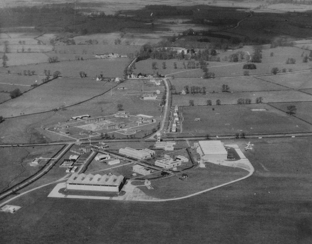 Bicester Heritage war schon 1935 ein Flugfeld.