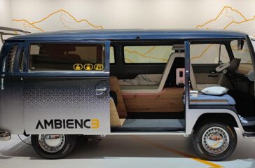 Mit dem Ambienc3 zeigt Continental auf der IAA Zukunftslösungen für Innenräume in einer ikonischen Oldtimer-Hülle