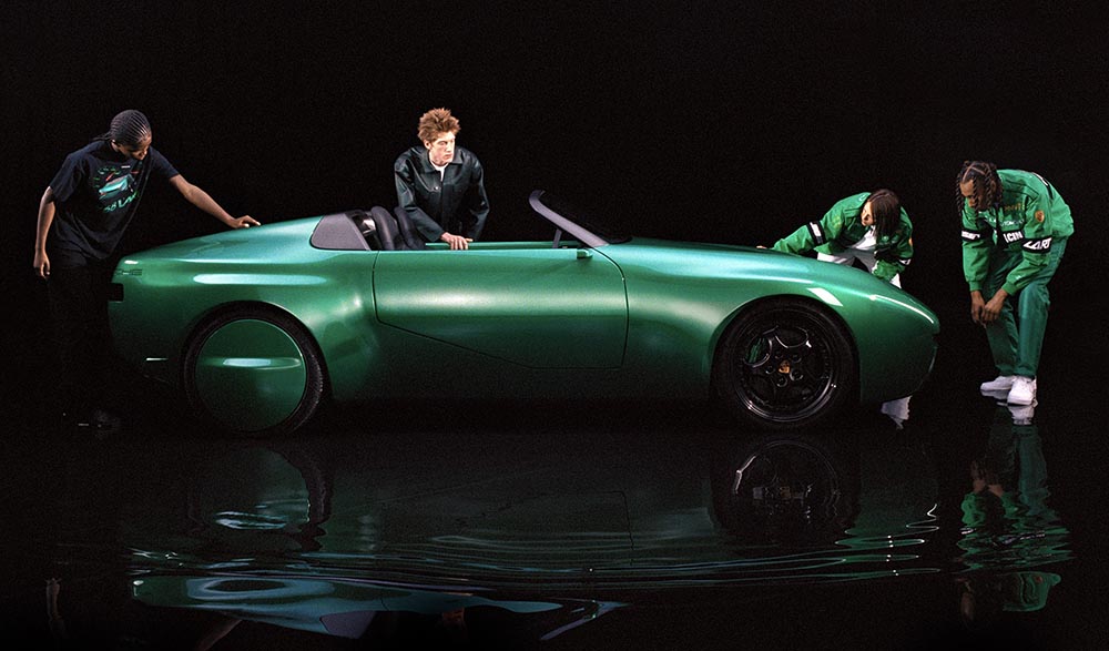  Zu den Besonderheiten des Umbaus gehört auch eine Lackierung in einem ungewöhnlichen Grünton Zu den Besonderheiten des Umbaus gehört auch eine Lackierung in einem ungewöhnlichen Grünton.