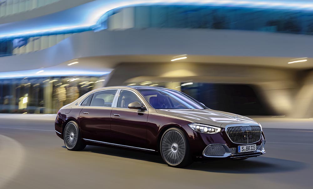 Die neue S-Klasse erhält ebenfalls eine Maybach-Behandlung.