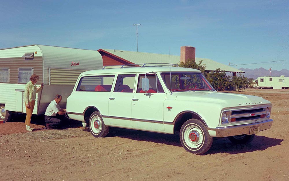 Chevrolet Suburban 1967.