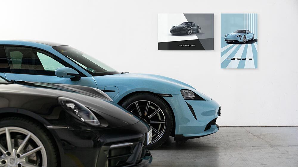 Porsche-Liebhaber kommen nun vergleichsweise gÃ¼nstig zum eigenen Fahrzeug. Sie kÃ¶nnen entweder ihr eigenes Fahrzeug oder eins, dass sie auf porsche.de konfiguriert haben, als Kunstdruck auf Aluminiumplatte bestellen