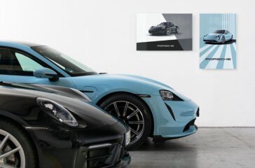 Porsche-Liebhaber kommen nun vergleichsweise gÃ¼nstig zum eigenen Fahrzeug. Sie kÃ¶nnen entweder ihr eigenes Fahrzeug oder eins, dass sie auf porsche.de konfiguriert haben, als Kunstdruck auf Aluminiumplatte bestellen
