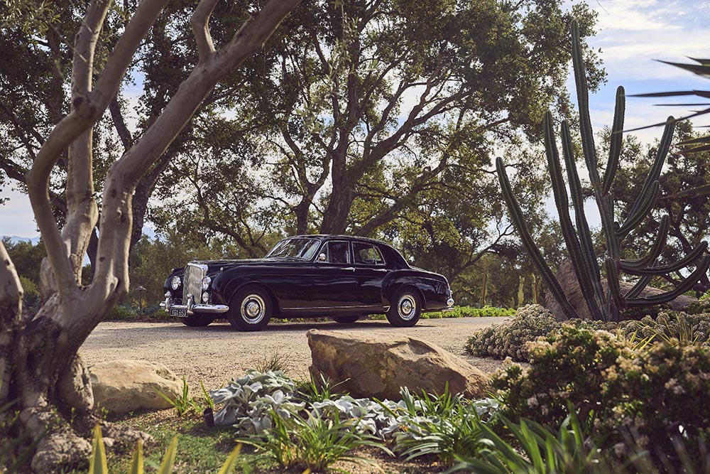 Der Flying Spur wurde aus Stahl und Aluminium gefertigt.