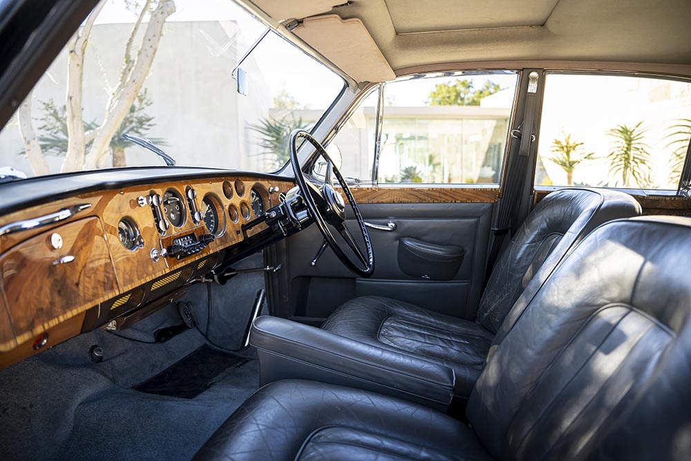 1958 kostete der Flying Spur 8.034 Pfund, das war damals das Zehnfache des durchschnittlichen Jahreseinkommens und entspricht heute rund 190.000 Pfund.