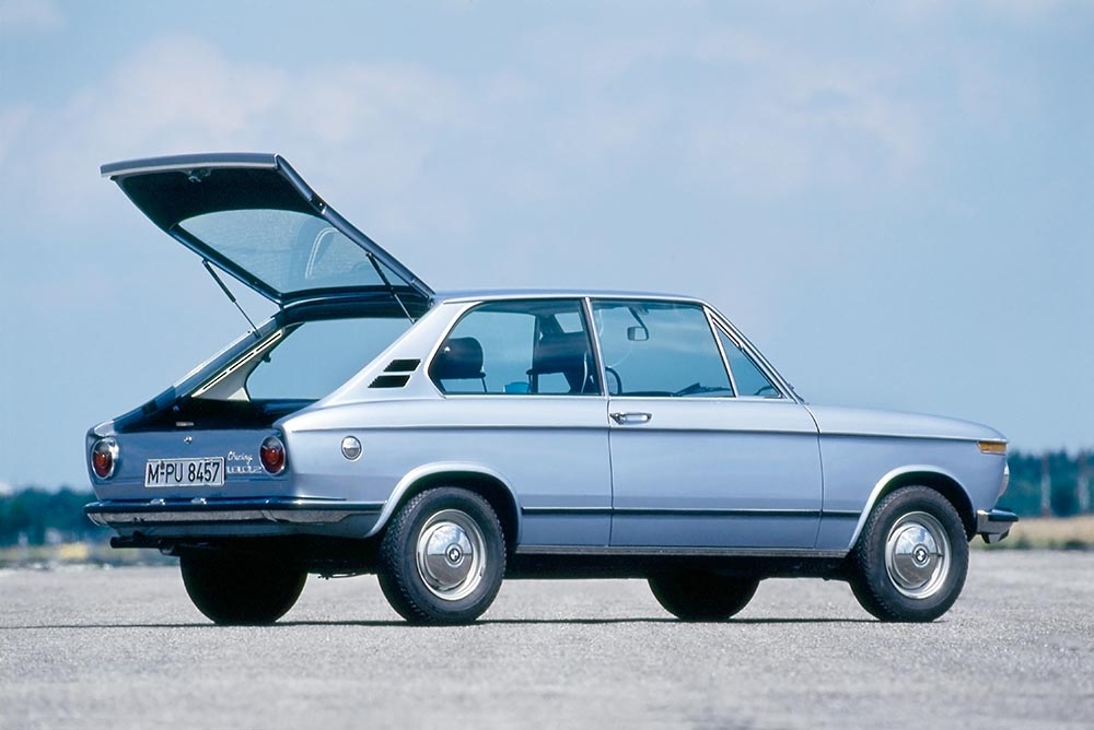 1973 erhielten alle 02-Modelle ein Facelift.