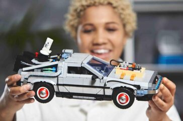 Gut 35 Zentimeter ist das Modell des Film-Deloreans lang