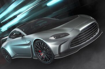 Am Ende seiner Bauzeit holt der kleine Vantage zum letzten großen Hurra aus