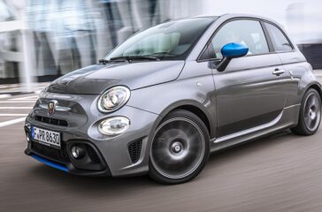 Der Abarth F595 ist zwar klein, aber keineswegs ein unscheinbarer Typ