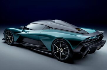 Der Aston Martin Valhalla mit Plug-in-Hybrid soll 2024 starten