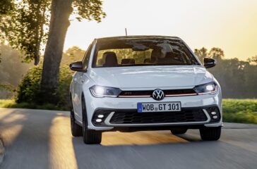 Wie schon dem Antrieb gelingt auch dem optionalen „Sport Select“-Fahrwerk der Spagat zwischen angenehmem Alltagsmodus und Sport-Allüren