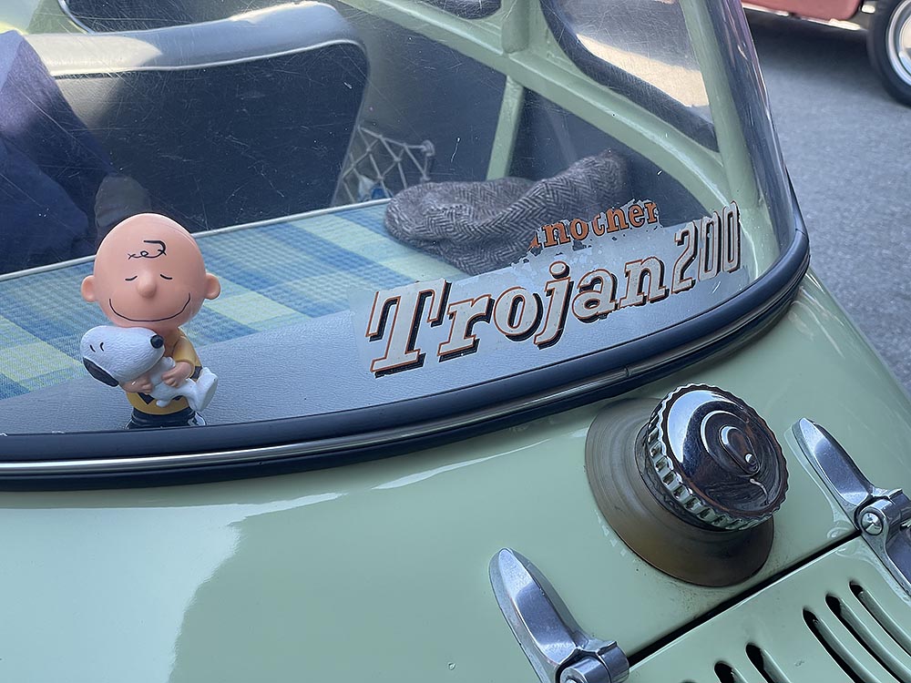 Heinkel Trojan 200 mit Snoopy. 