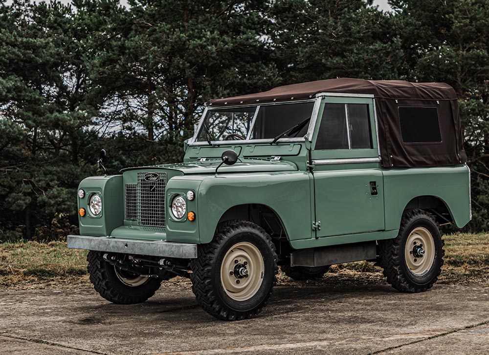 Auch der erste Defender zählt zu den Projekten.