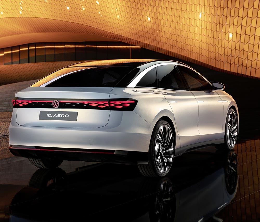 Die Rückleuchten des ID. Aero bieten ein dreidimensionales Grafikmuster.