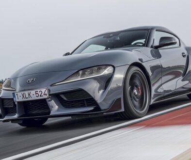 Toyota bietet den GR Supra nun auch mit Handschaltung an.