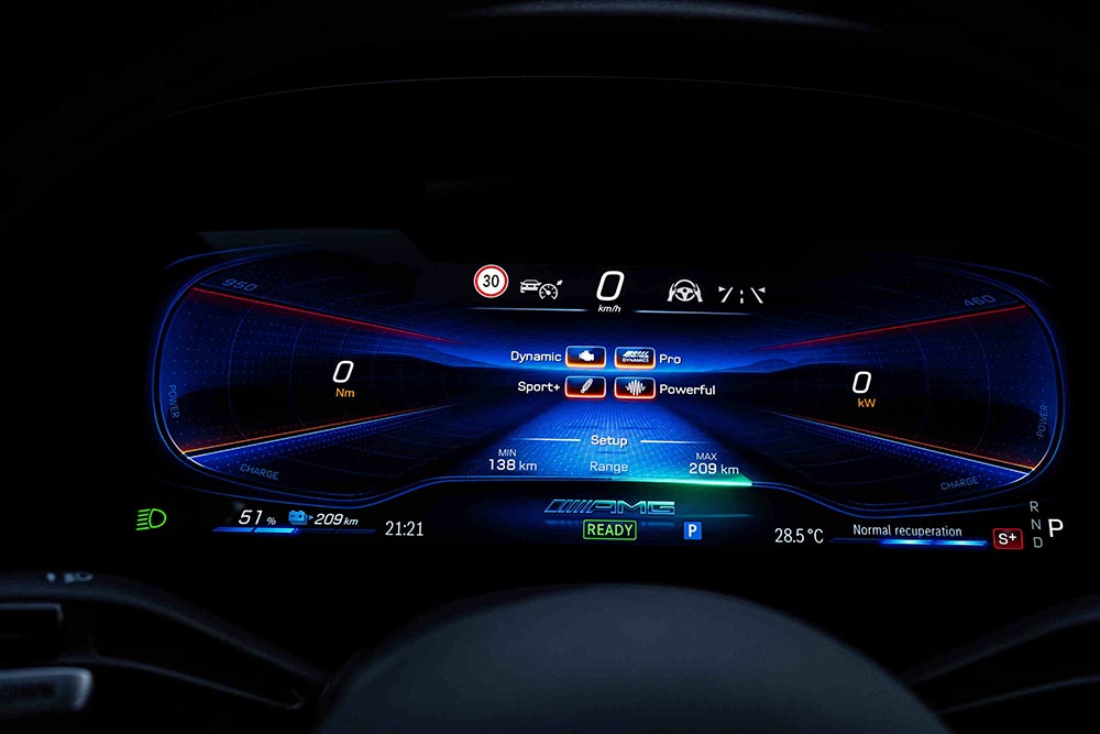 Press Test Drive AMG C 43 & AMG EQE 53, 2022, Colmar