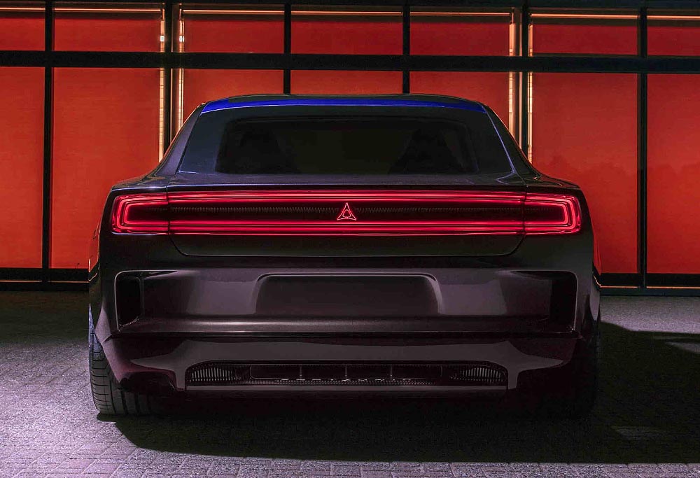 Both the front and rear lighting of the Dodge Charger Daytona SR