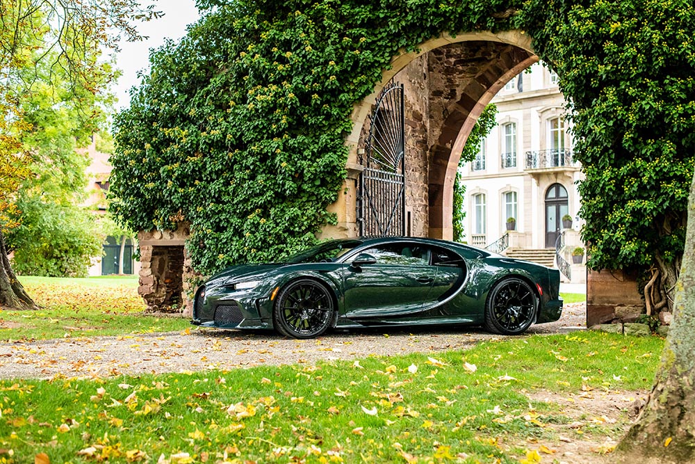 Edel und funktional: das Interieur des 1.600-PS-Hypercar.