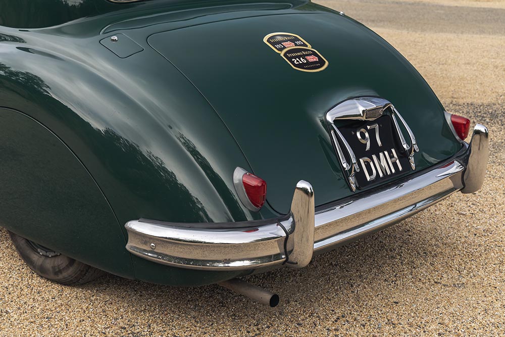 Die genaue Modellbezeichnung lautet Jaguar Mark 7M Saloon, zugelassen mit dem Kennzeichen 97 DHM im englischen Gaydon, im Jaguar Museum, der hauseigenen Classic Heritage Collection.