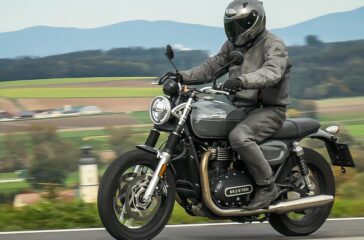 Die im Retro-Stil gezeichnete Brixton Cromwell 1200 hinterlässt als erstes Big Bike des österreichischen Herstellers KSR einen guten Eindruck