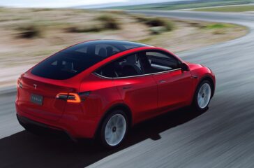 Tesla führt nicht mehr nur die E-Auto-Charts an