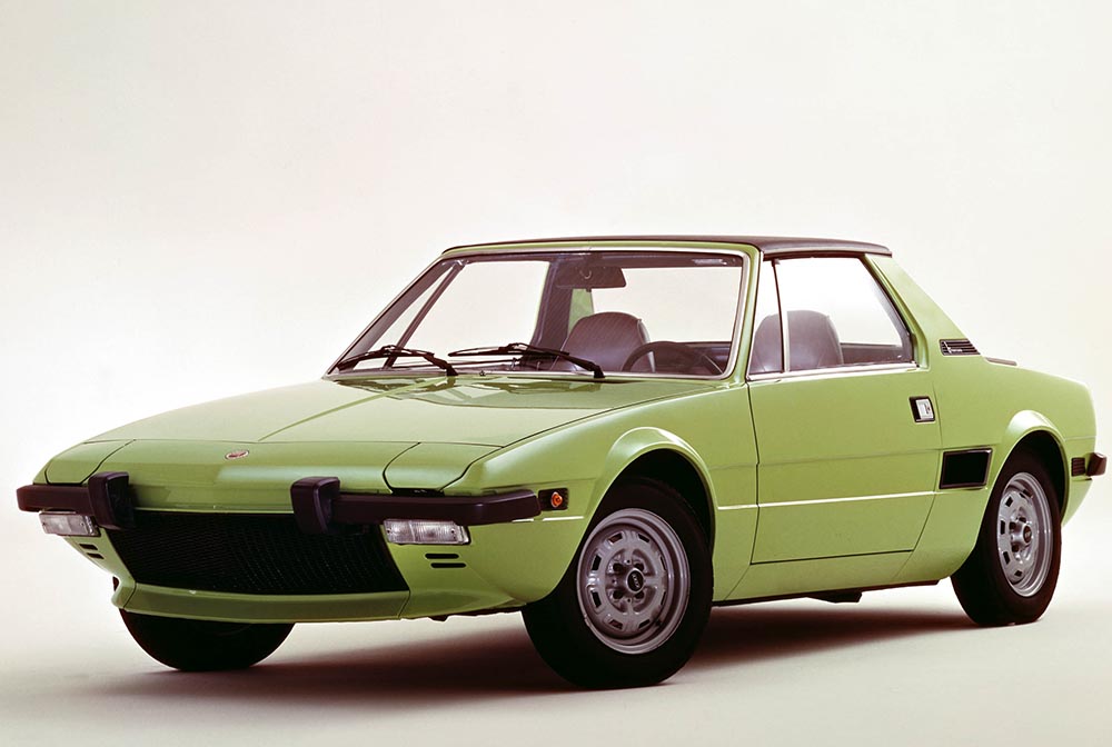Der Fiat X1/9 wurde nicht nur von Bertone designt, sondern ab 1972 außerdem von Bertone gebaut.