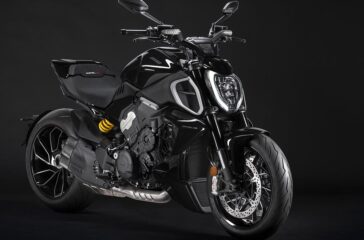 Die neue Ducati Diavel wird nicht mehr von einem Zweizylindermotor angetrieben, sondern trägt im neuen Rahmen einen V4-Motor