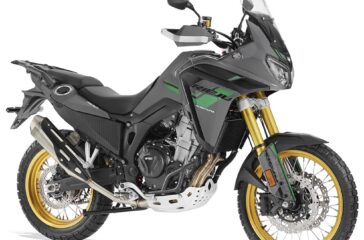 Mit der Aventura 500 Legend bietet Rieju nächstes Jahr sein erstes Modell mit Zweizylindermotor an