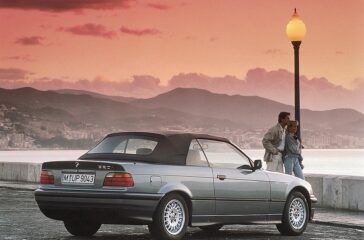 1993 hat BMW die 3er-Generation E36 als Cabriolet vorgestellt