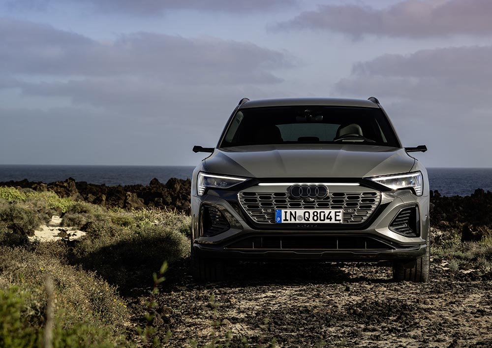 Das Licht kommt zerlegt in 1,3 Millionen Pixel aus digitalen Matrix-Scheinwerfern.