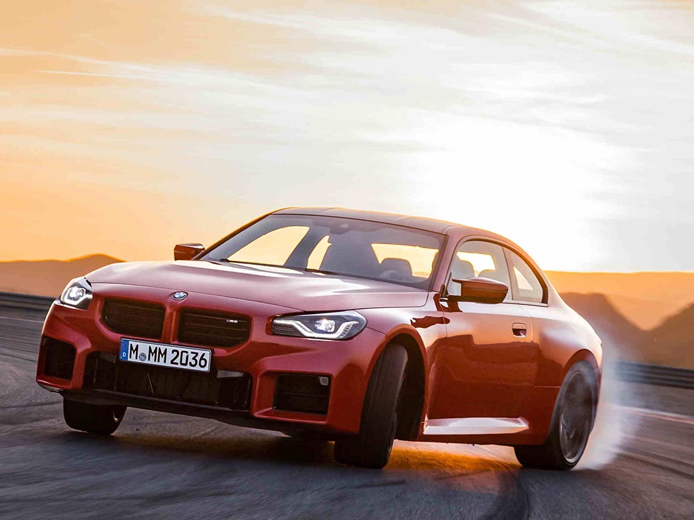 BMW legt das Sportcoupé M2 neu auf. 