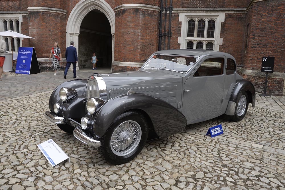 Der Bugatti Typ 57SC Atalante war einer der teuersten Oldtimer des Jahres.