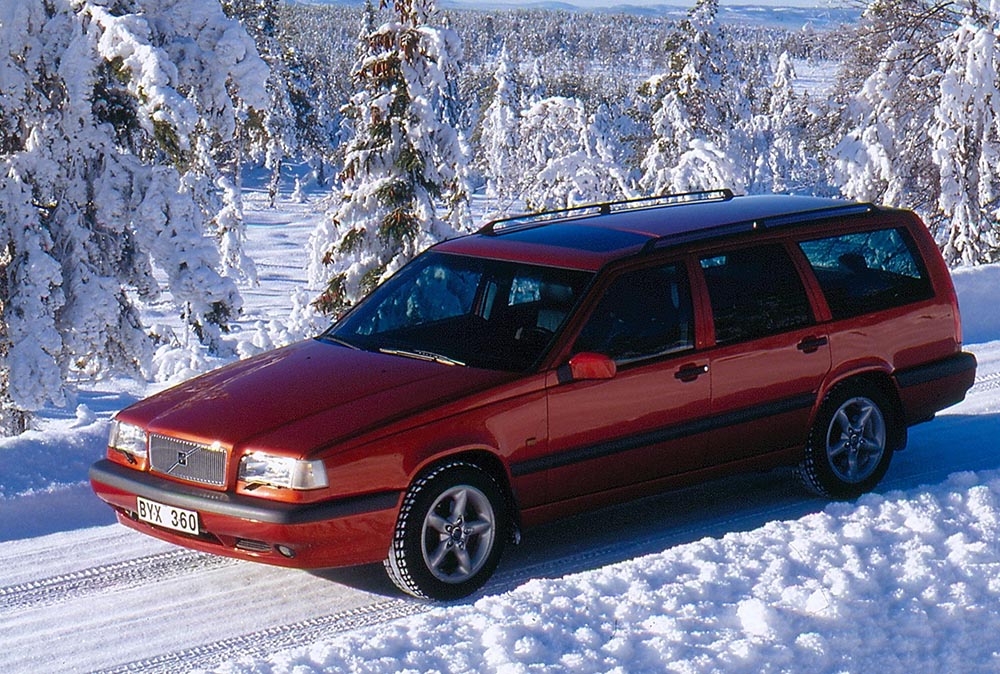 Der 850 AWD debütierte 1996 als erster Volvo Großserien-Pkw mit Allradantrieb.