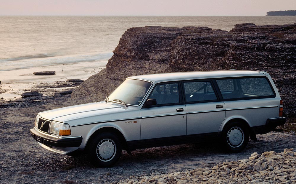 Im Mai 1993 lief der letzte Volvo 240 Kombi, der Vorgänger des 850, vom Band.