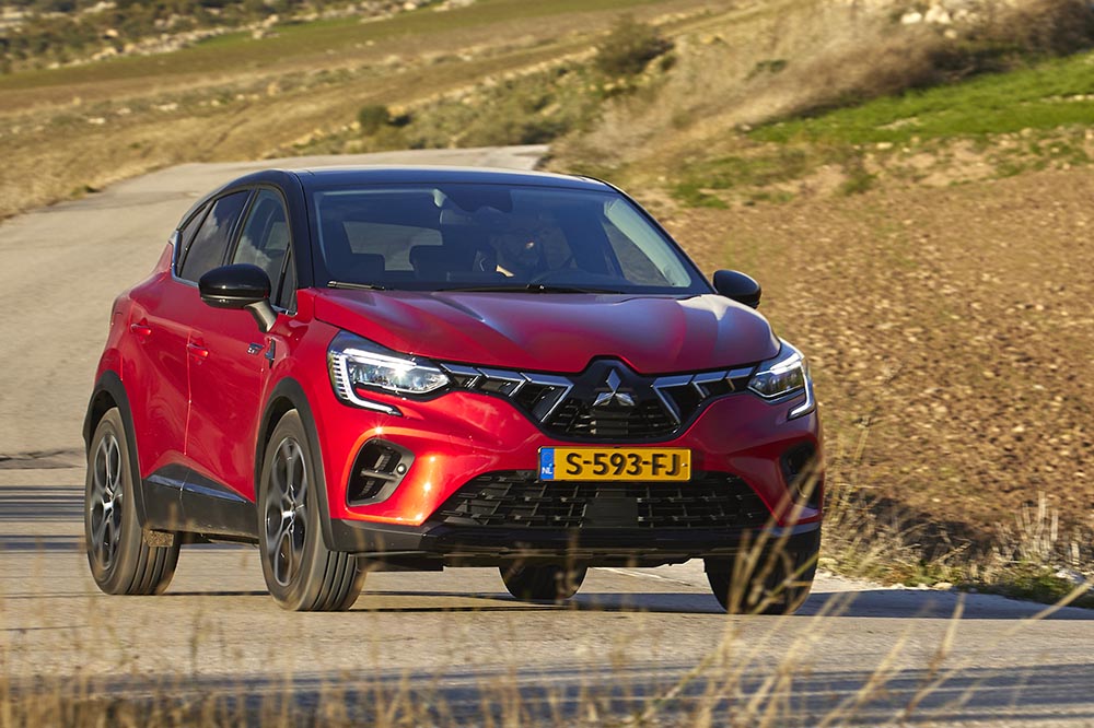 Beim Thema Assistenzsysteme profitiert der ASX von der modernen Konzernplattform CMF-B – sie nutzen bereits Renault Clio, Captur und Nissan Juke –, so dass, je nach Ausstattung, so ziemlich alles an Bord ist, was heute in der Klasse üblich ist.