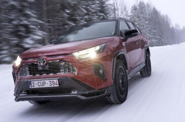 Der Toyota RAV4 ist nun auch In der Ausstattungsvariante GR Sport erhältlich