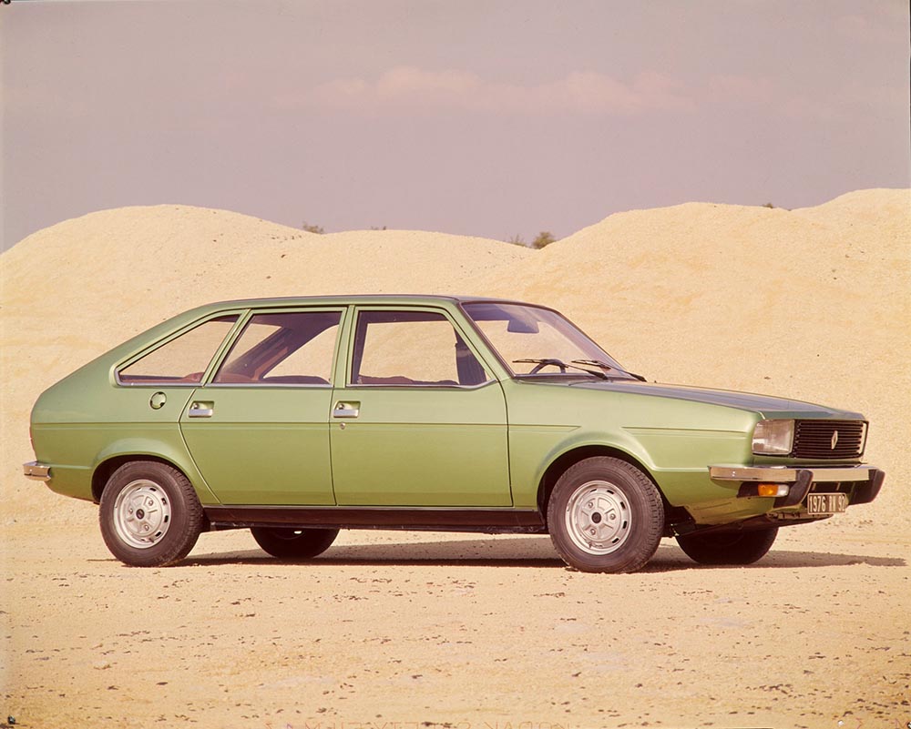 1976: Der Dacia 2000 startet als Variante des Renault 20 für rumänische Parteifunktionäre.