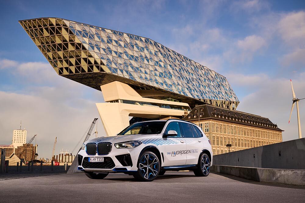 Der BMW iX5 Hydrogen wird als Kleinserie mit 100 Exemplaren aufgelegt. Foto: BMW