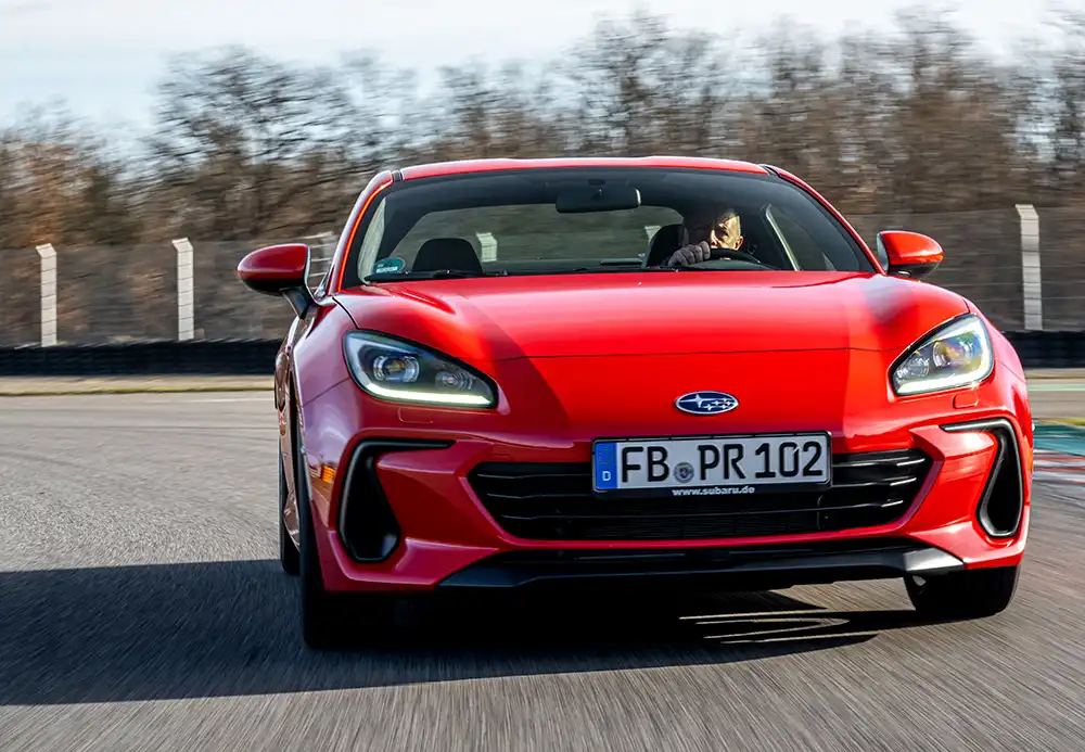 Die Front der aktuellen Generation wurde einen Tick schärfer konturiert. 