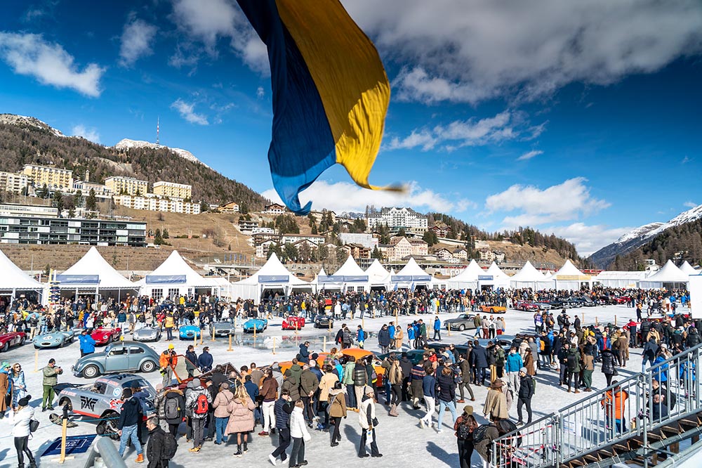Wenn sich der automobile Adel einmal im Jahr in St. Moritz zu seinen inoffiziellen Winterspielen trifft, feiert der Jetset seine Traumwagen.
