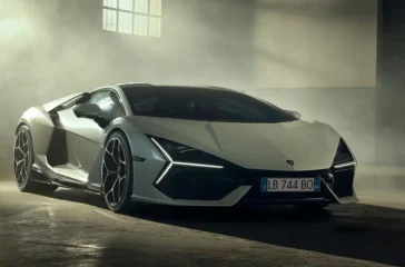 Lamborghini Revuelto. Foto Lamborghini