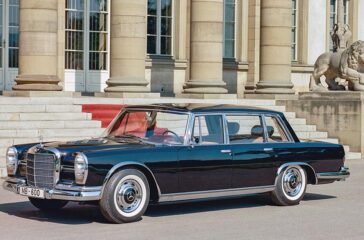 Mercedes-Benz 600 (W 100, 1964 bis 1981). Genrefoto. Die Aufnahme zeigt die Limousine mit normalem Radstand. (Fotosignatur der Mercedes-Benz Classic Archive: U18089) // Mercedes-Benz 600 (W 100, 1964 to 1981). Genre photo showing the saloon with standard wheelbase. (Photo index number in the Mercedes-Benz Classic Archives: U18089)